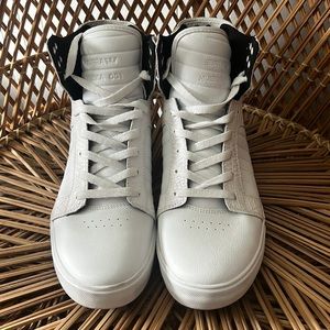Mens white Supra skateboard shoes size 11